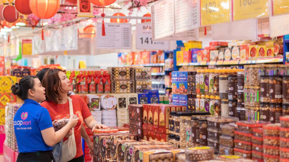 Người tiêu dùng cân nhắc chi tiêu dịp Tết