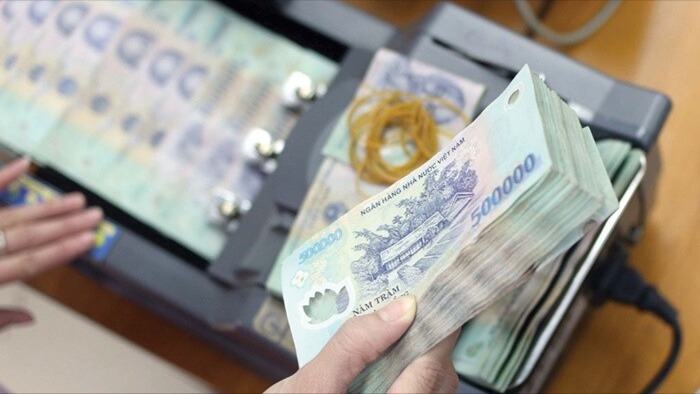 Lãi suất liên ngân hàng giảm mạnh trước kỳ nghỉ Tết