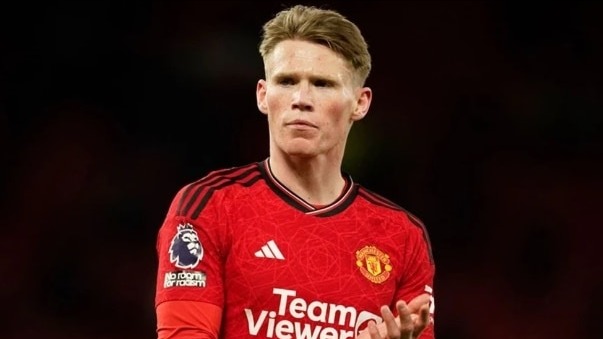 Man United sẵn sàng tái hợp với Scott McTominay