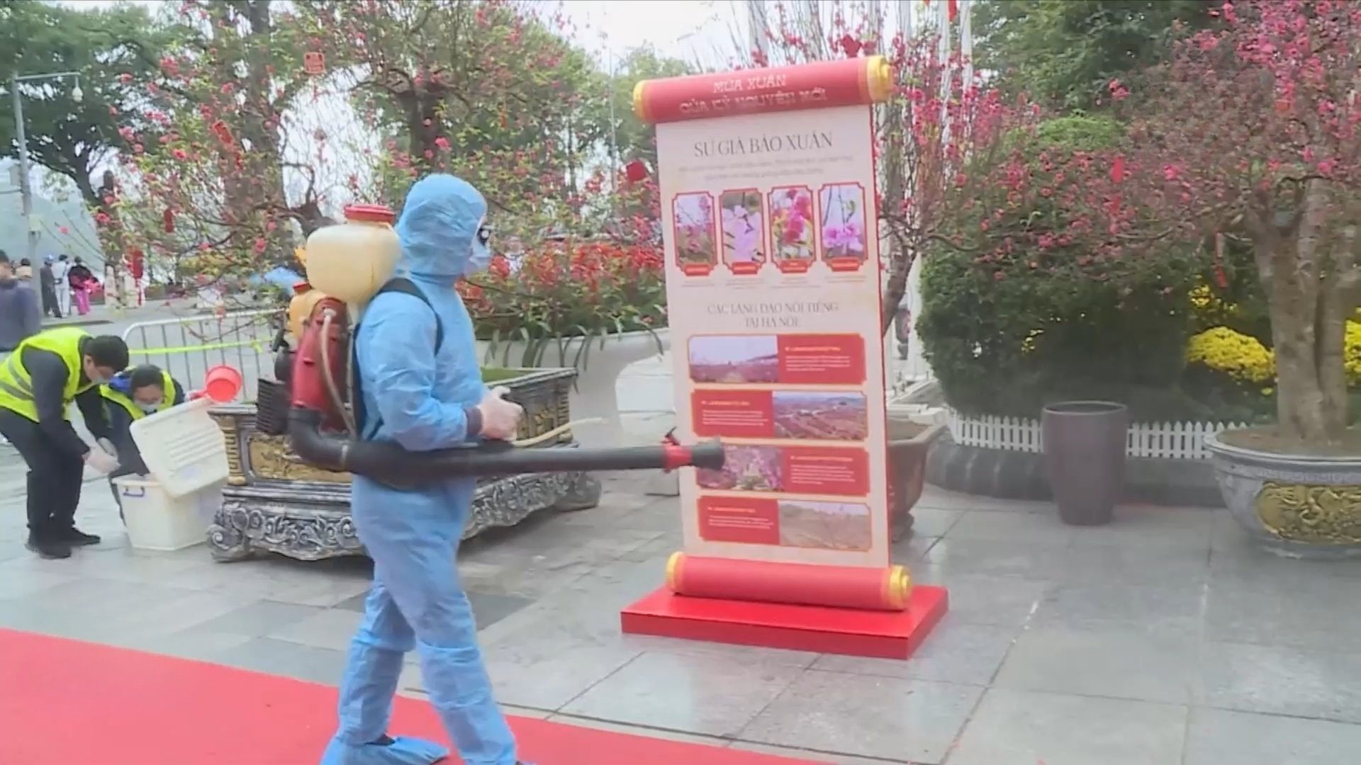 Tăng cường khử khuẩn, siết chặt phòng dịch dịp Tết