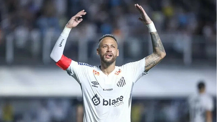 Neymar tái xuất sau hơn hai tháng