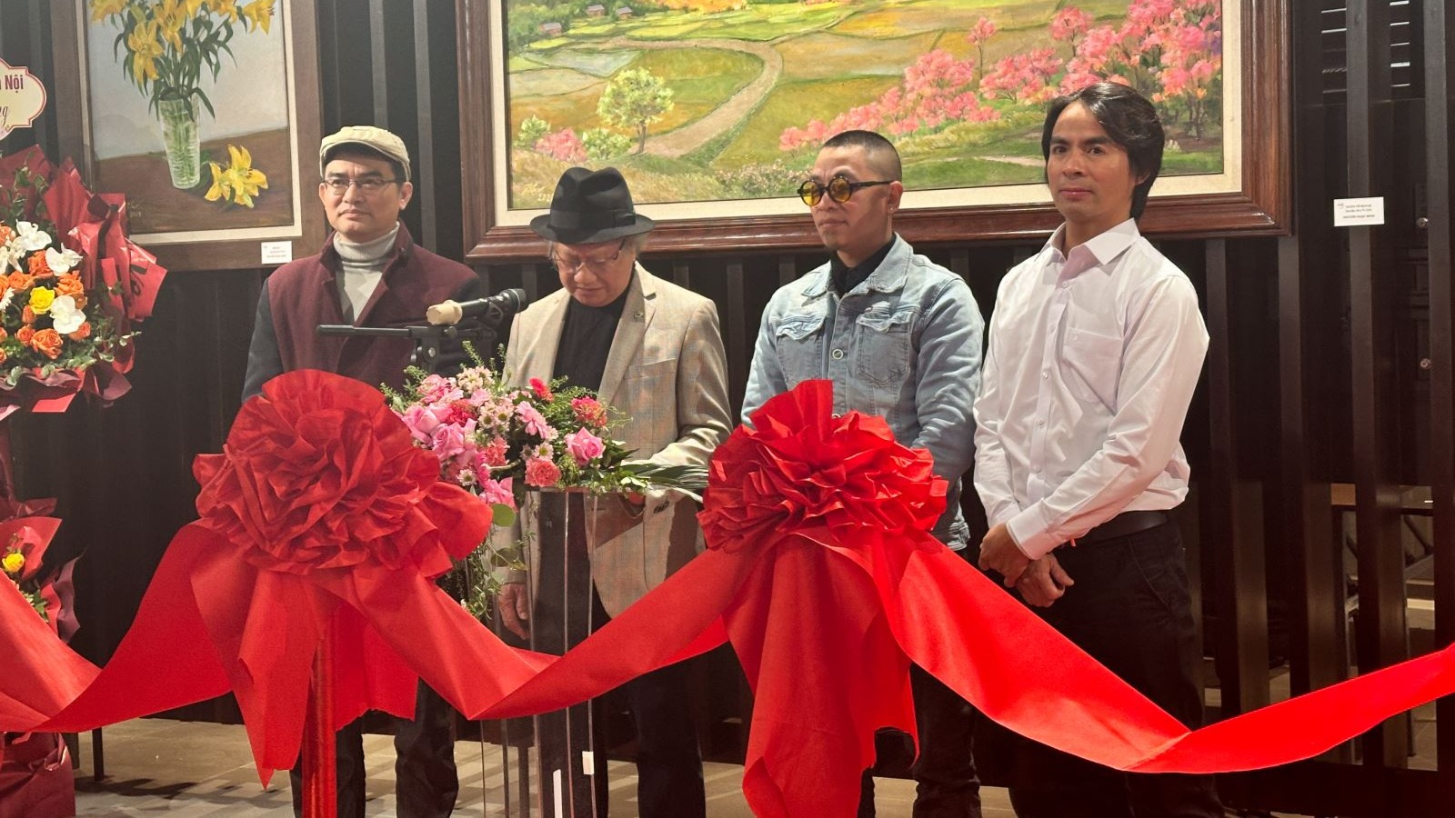 Không gian du xuân nghệ thuật qua triển lãm hội họa 'Chào Xuân Bính Ngọ 2026'