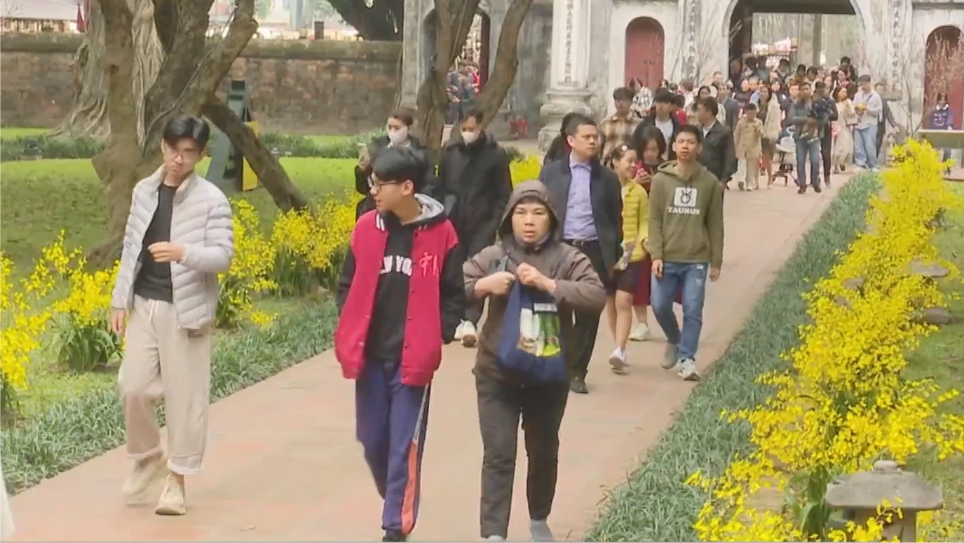 Di tích, bảo tàng ở Hà Nội đông vui dịp Tết