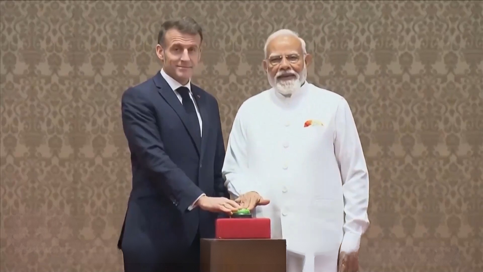 Ấn Độ và Pháp nâng cấp quan hệ song phương