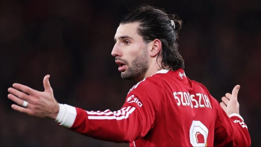 Liverpool giữ chân trụ cột Szoboszlai