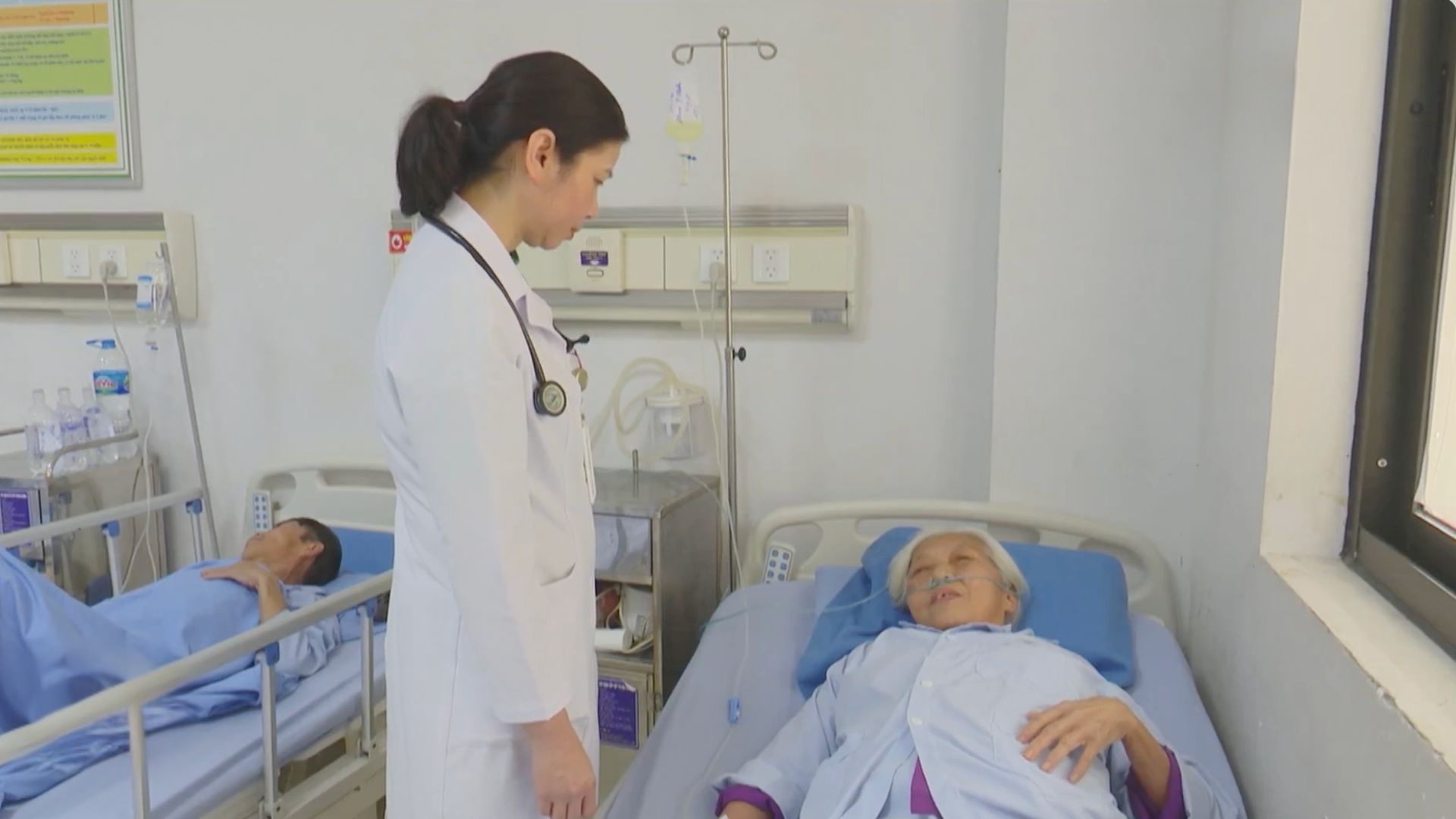 Phòng bệnh cho người cao tuổi trong dịp Tết