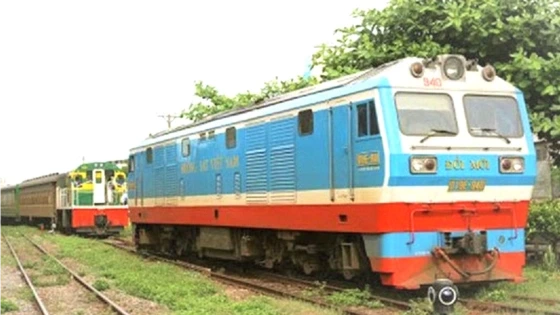 Đường sắt chuyển đổi nhiên liệu xanh cho hơn 200 đầu máy