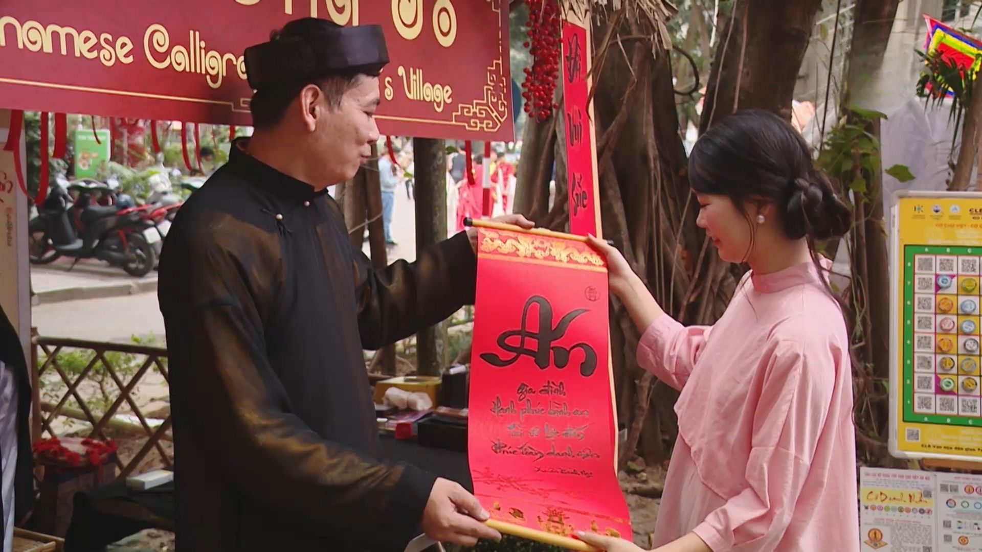 Sinh viên tham gia đón Tết Nguyên đán sớm