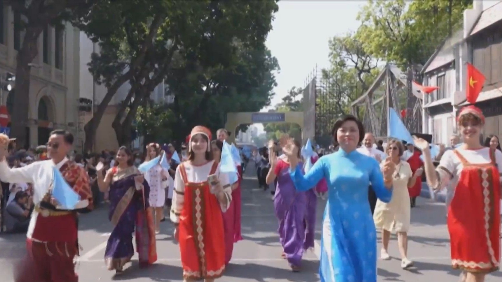 Hà Nội và sức mạnh mềm của đối ngoại nhân dân