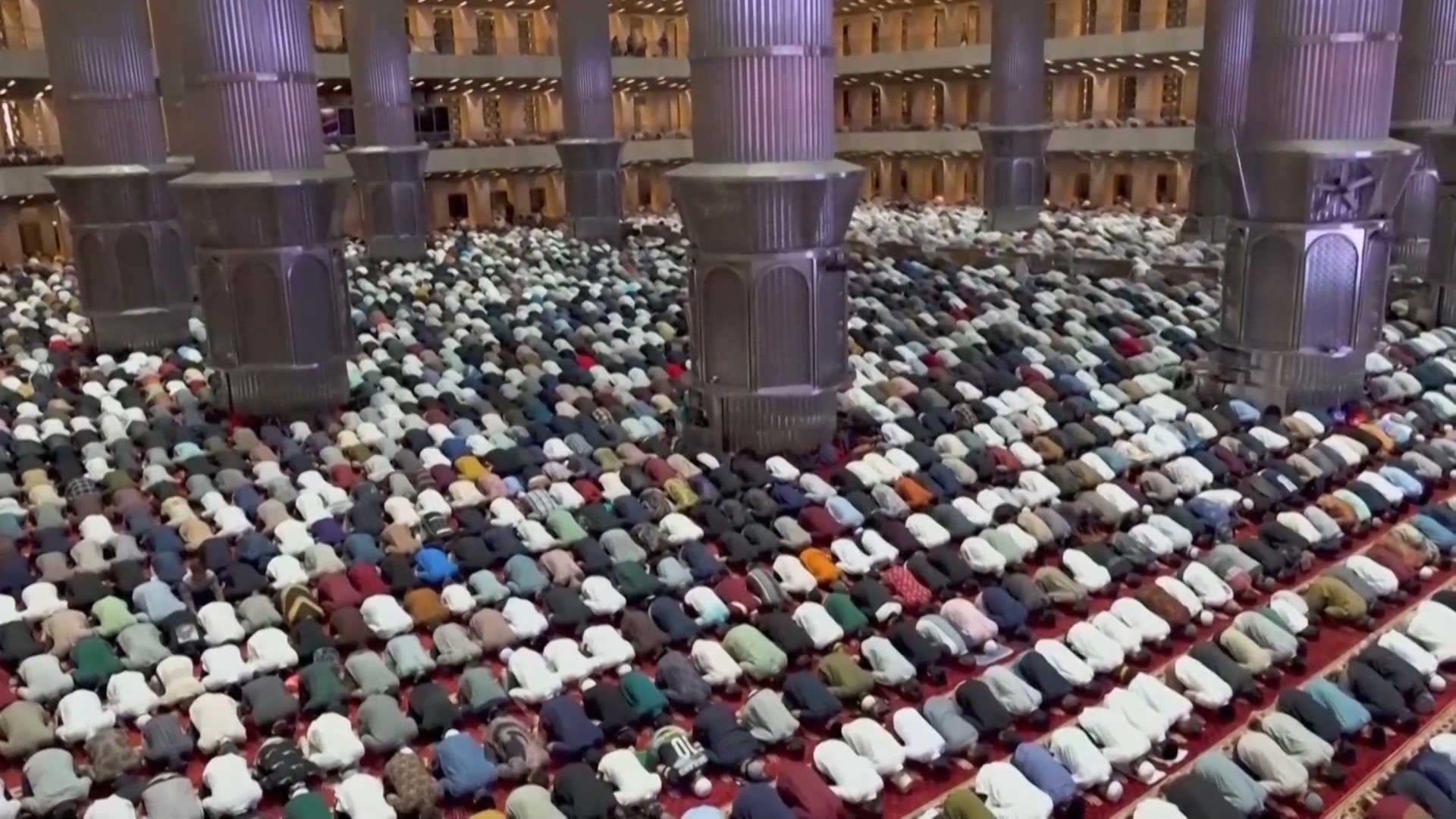 Người Hồi giáo đón tháng Ramadan năm 2026