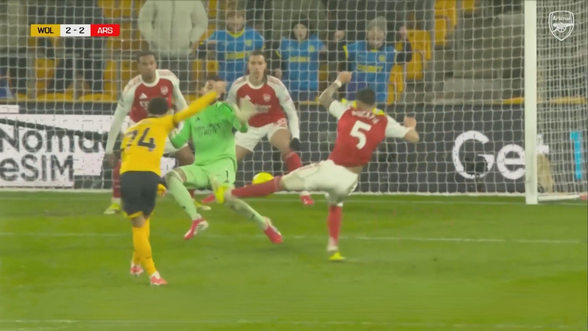 CLB Arsenal thiết lập kỷ lục đáng quên