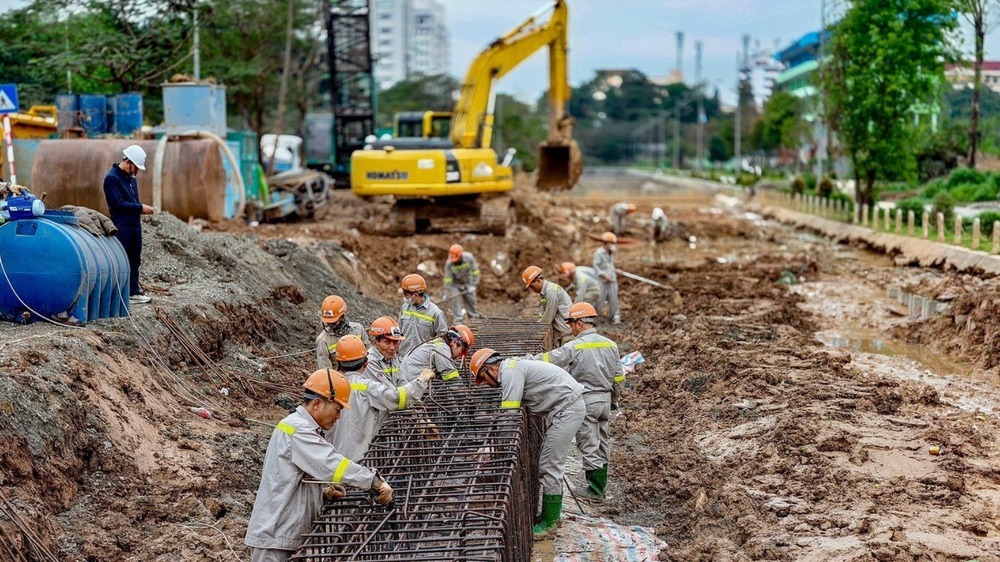 Làm việc ‘xuyên Tết’ để tăng tốc các dự án chống ngập của Hà Nội