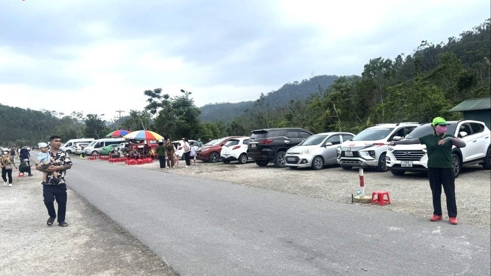 Miễn phí trông giữ phương tiện tại Yên Tử đến hết năm 2026