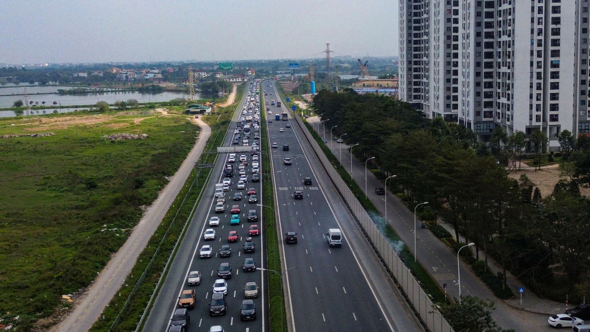 Bảo đảm giao thông thông suốt khi người dân trở lại Thủ đô