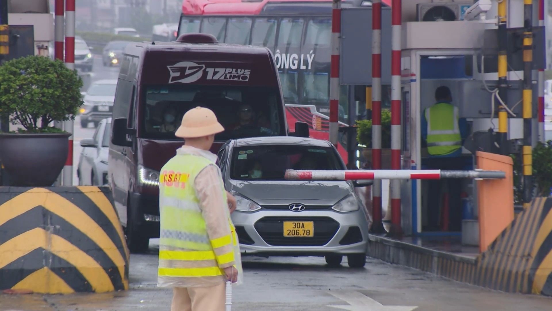 Dự kiến đóng lối cao tốc, ưu tiên vào Hà Nội, TP.HCM