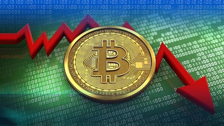 Bitcoin ‘thủng’ mốc 65.000 USD
