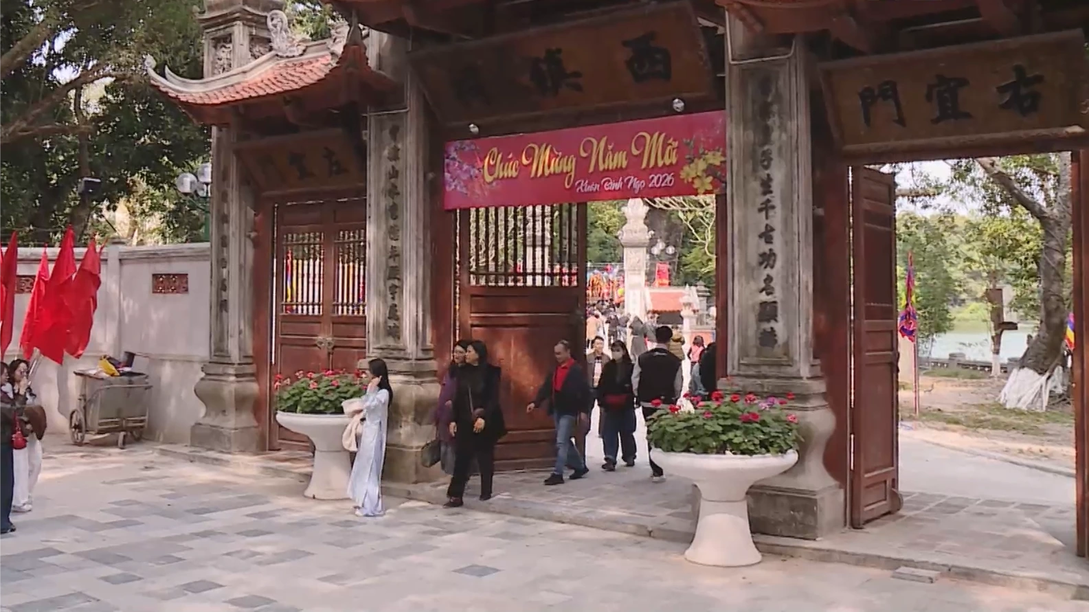 Hà Nội đảm bảo an ninh trật tự lễ hội đầu năm