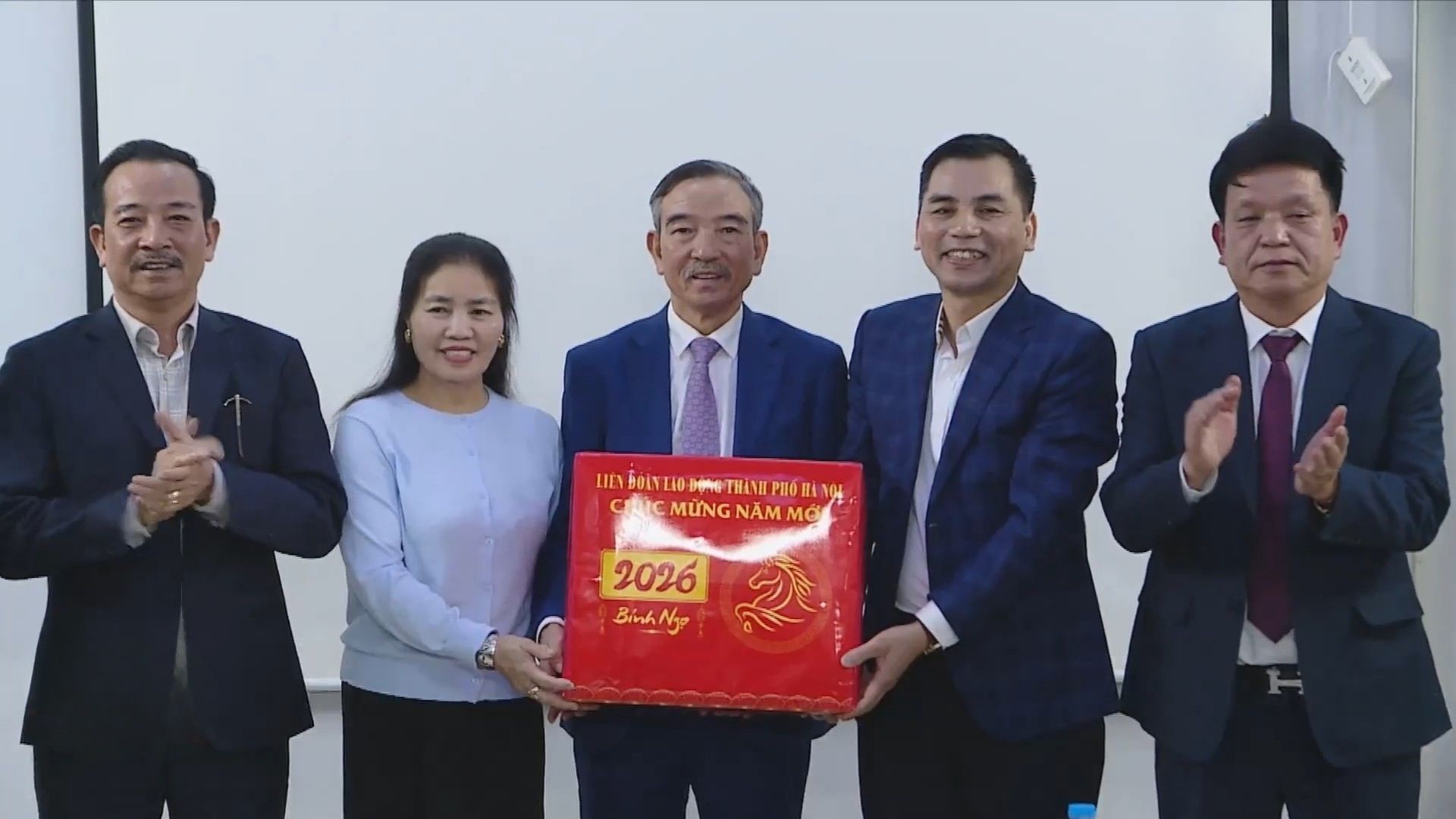 Lan tỏa khí thế thi đua lao động dịp đầu năm