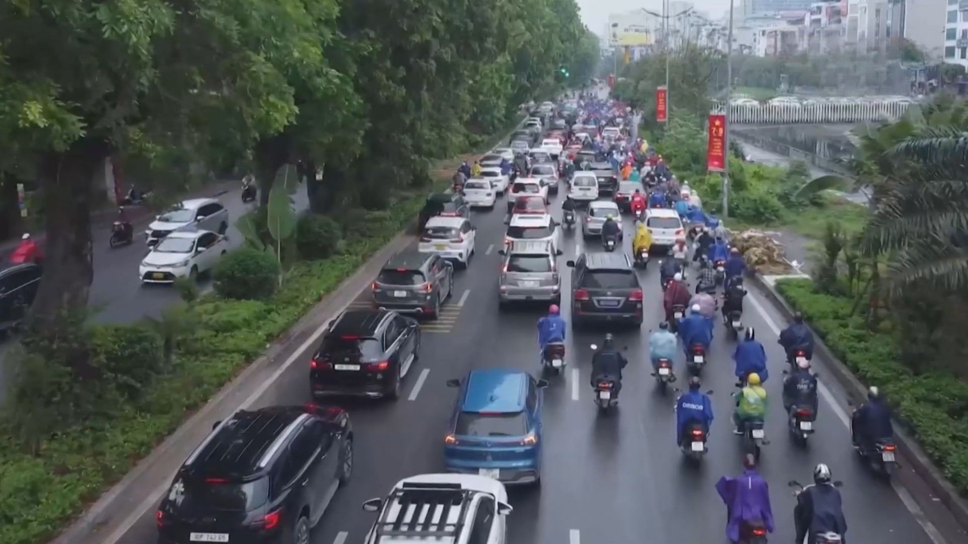 Đề xuất hai phương án mở rộng đường Láng