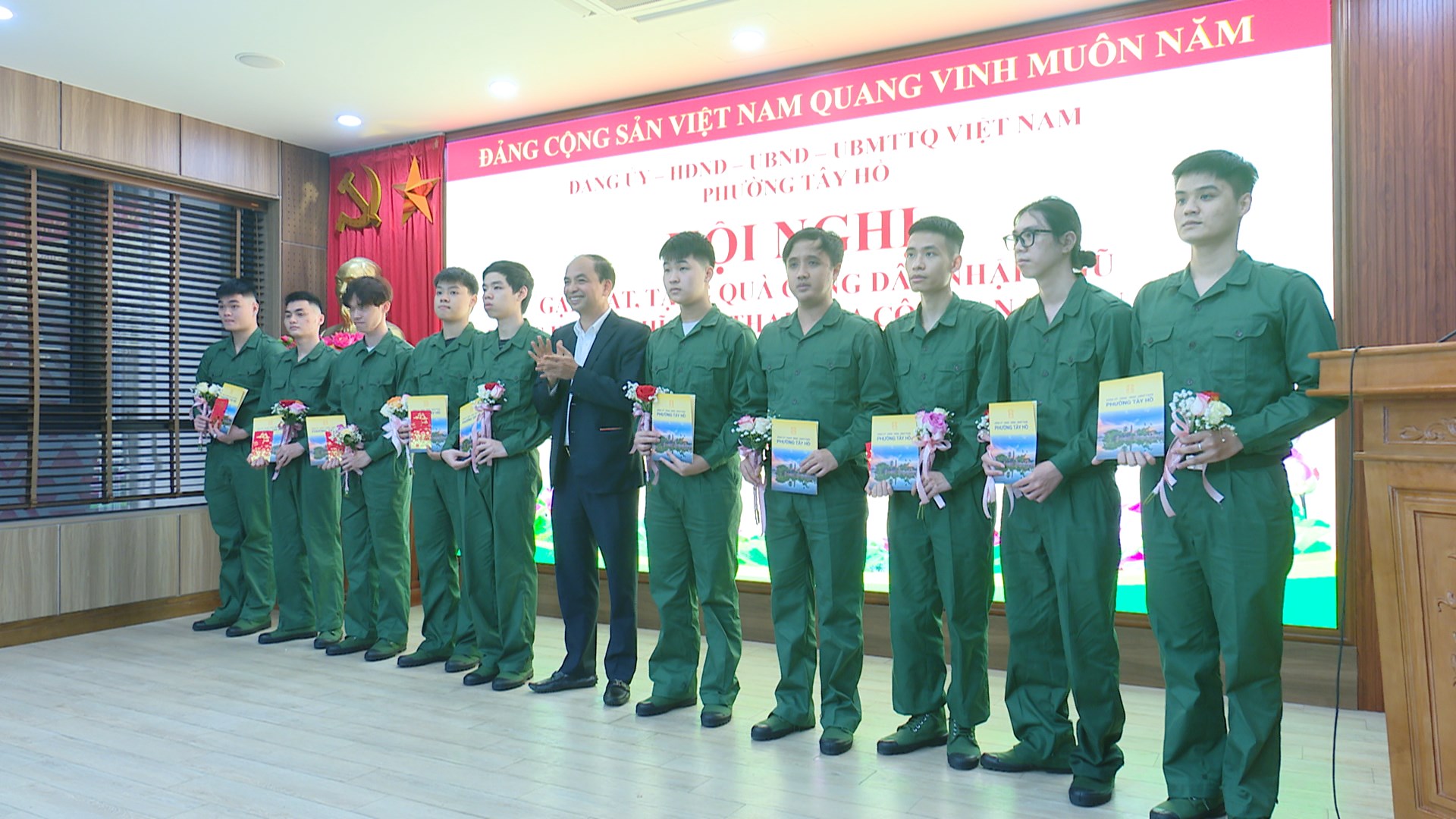 Gặp mặt quân nhân, chiến sĩ Công an nhân dân xuất ngũ