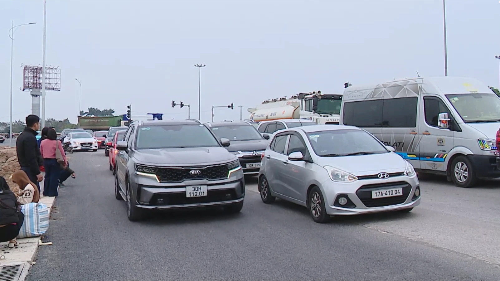 Điều chỉnh giao thông nút giao QL2 – cao tốc Nội Bài – Lào Cai