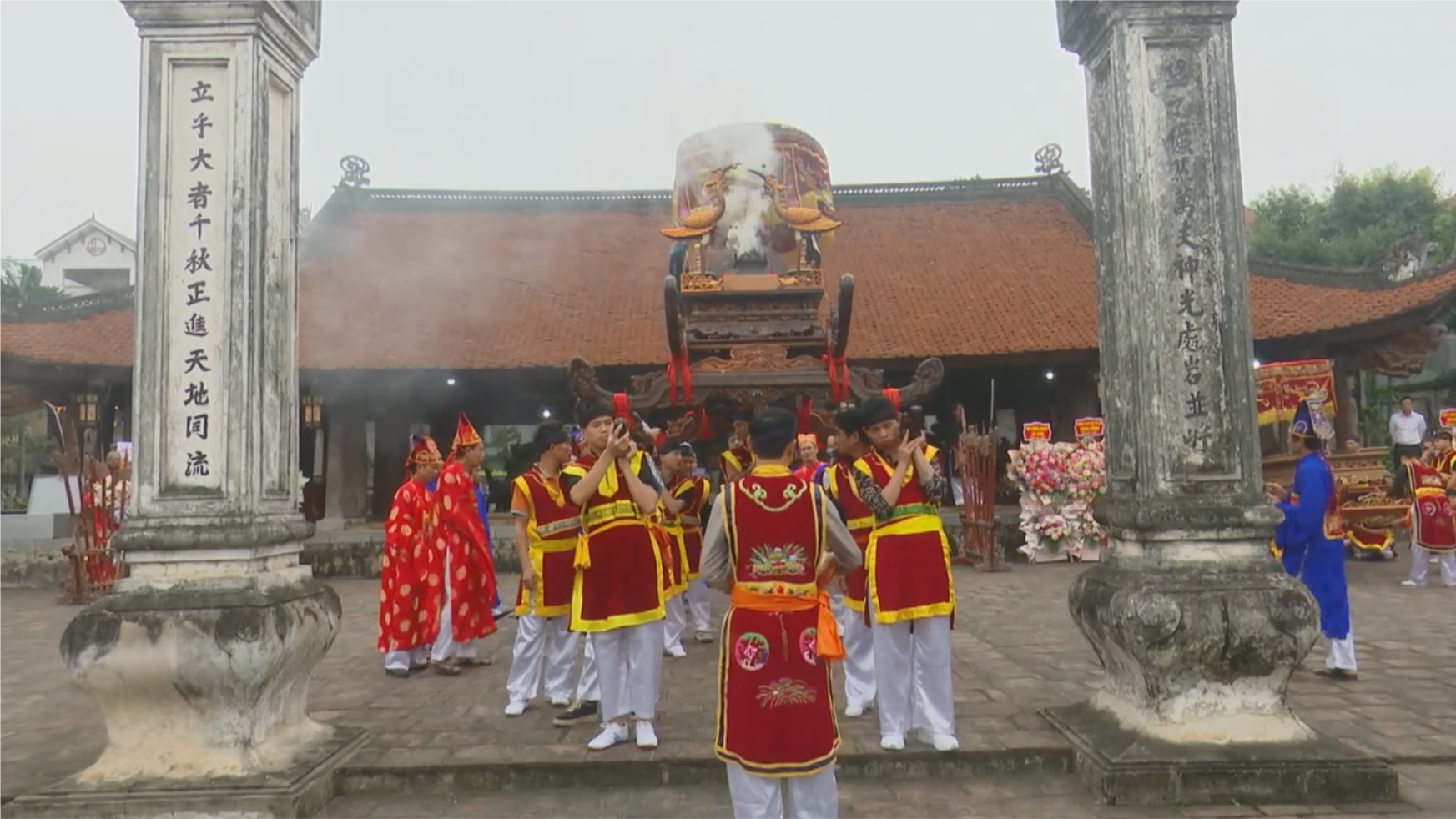 Lễ hội Di tích lịch sử quốc gia đặc biệt đình Tây Đằng