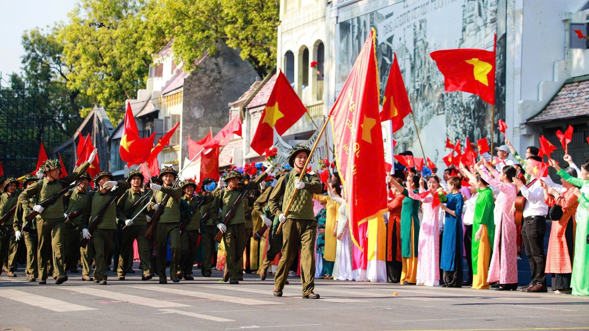 Phát triển văn hóa Hà Nội - Mọi quyết sách đều vì nhân dân