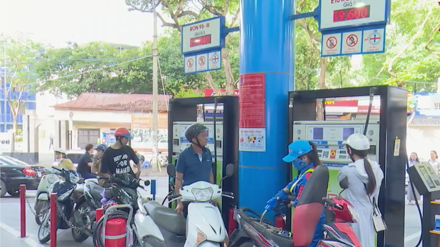 Bộ Công Thương yêu cầu không để thiếu hụt xăng dầu