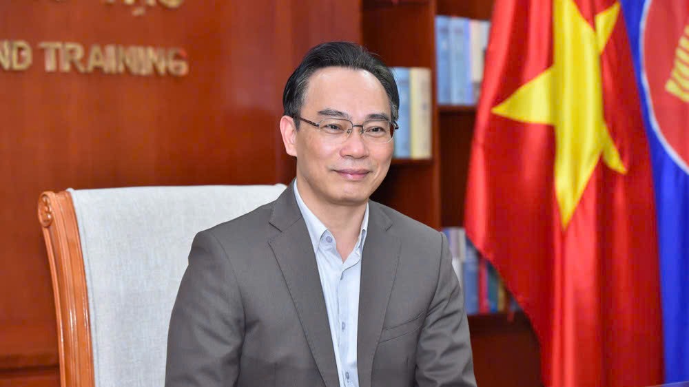 PGS.TS Hoàng Minh Sơn được giao Quyền Bộ trưởng Bộ GD&ĐT