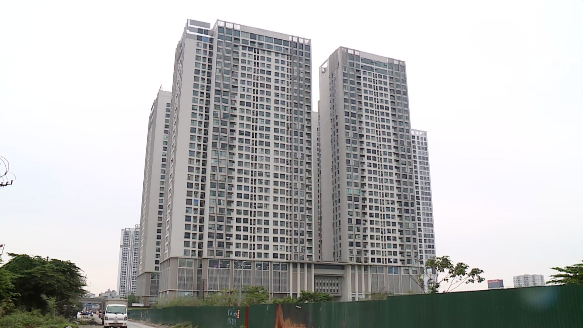 Thí điểm nhà thương mại giá phù hợp, siết đầu cơ BĐS