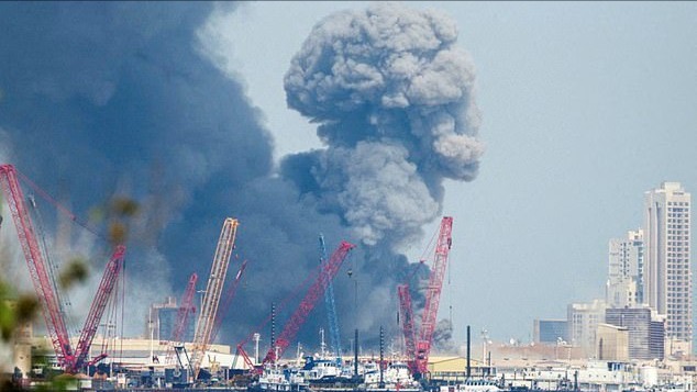 Iran tấn công căn cứ Mỹ ở UAE và Bahrain