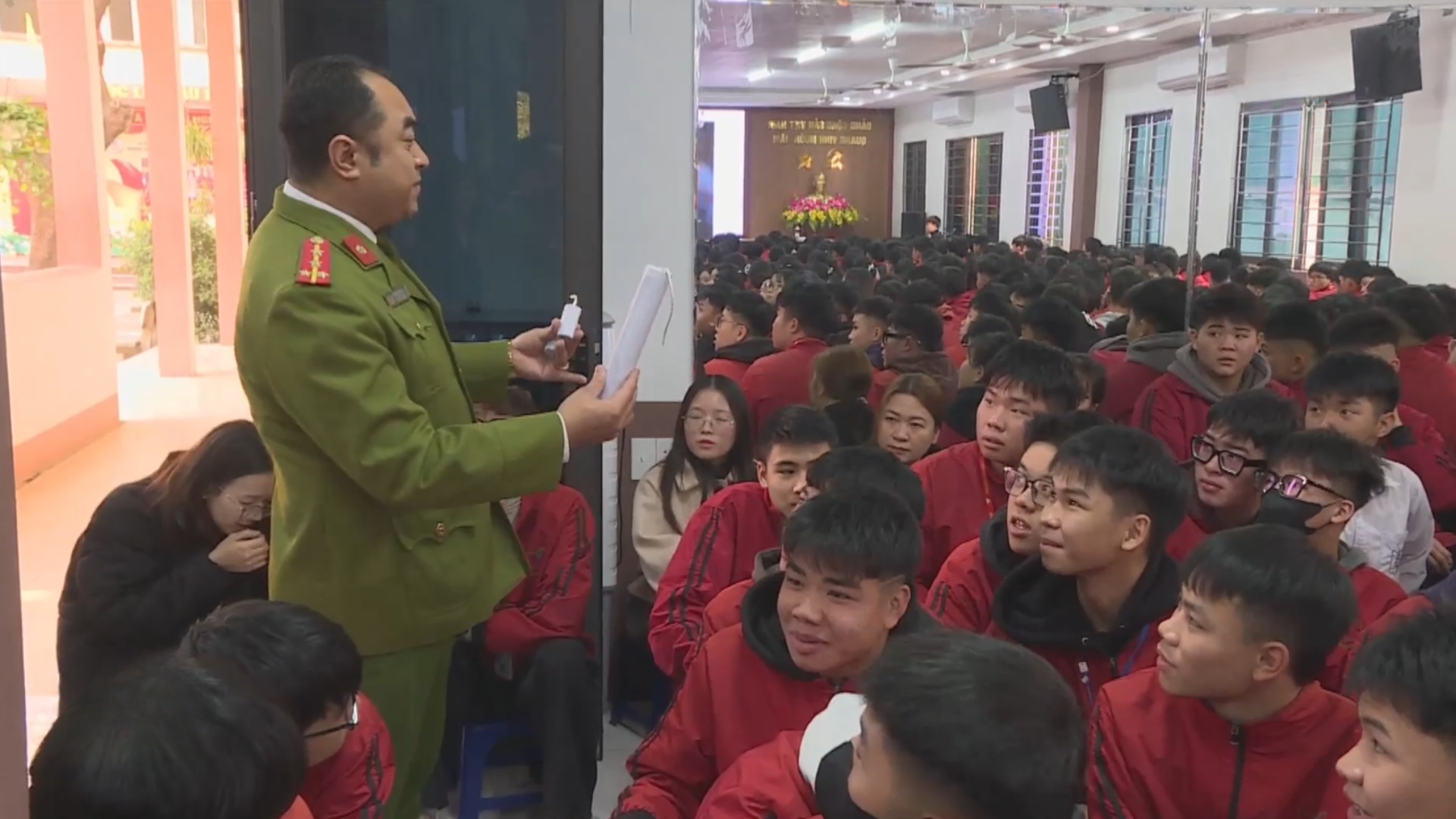 Tuyên truyền phòng chống pháo nổ tại trường học dịp Tết