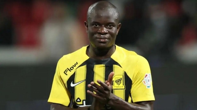 N’Golo Kante chính thức gia nhập Fenerbahce