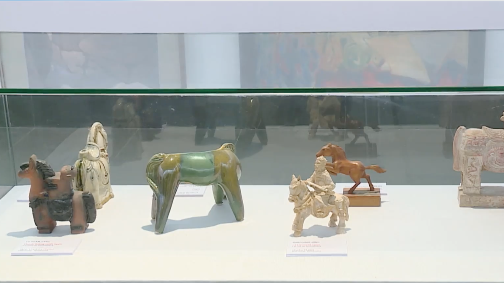 Hành trình tạo hình phong phú của hình tượng ngựa