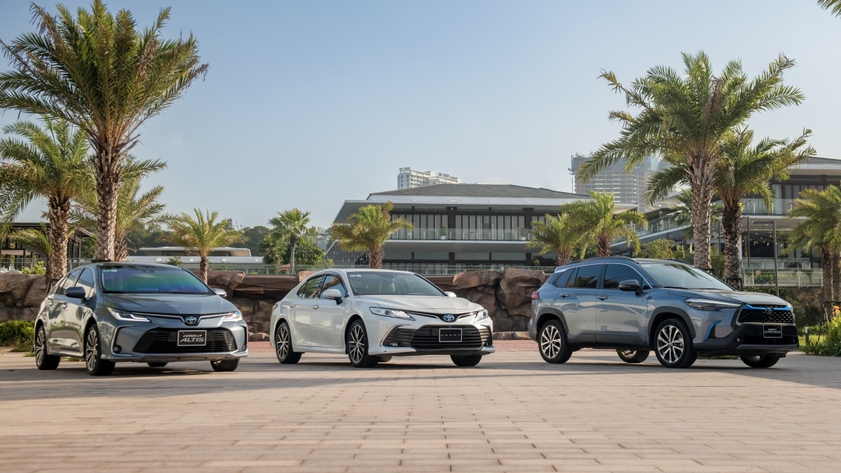 Năm 2026, thị trường xe hybrid tăng tốc cạnh tranh