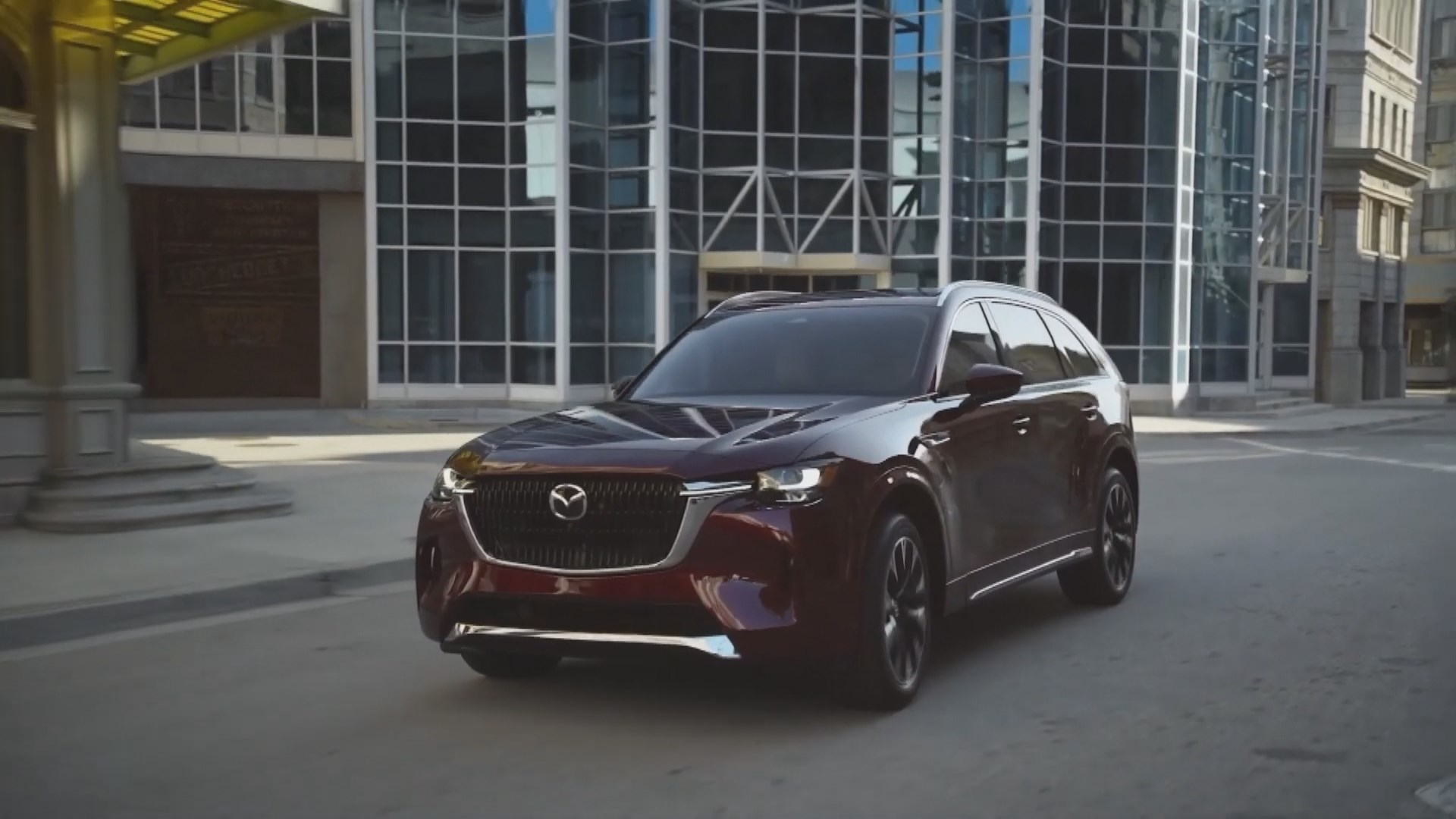 Mazda nhận đặt hàng mẫu CX-90 2.5 PHEV tại Việt Nam