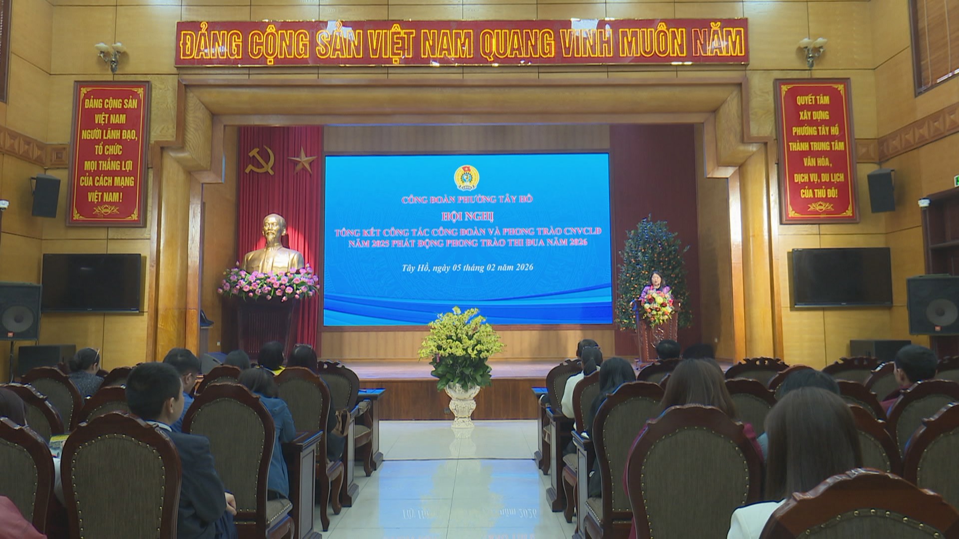 Công đoàn phường Tây Hồ phát động phong trào thi đua