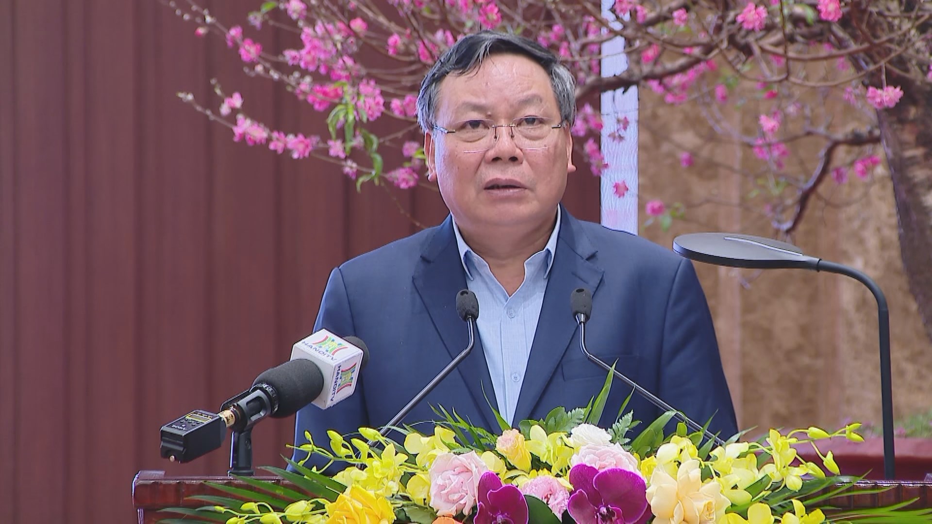 Thủ đô phát huy vai trò tiên phong trong triển khai Nghị quyết Đại hội XIV