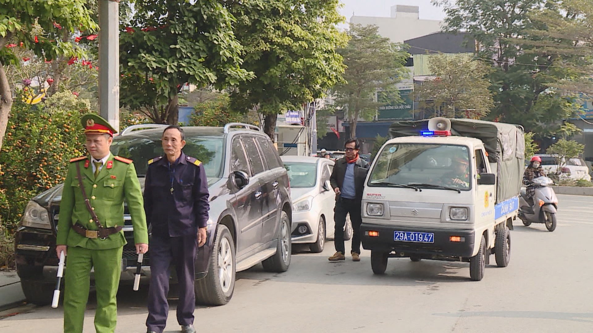 Đảm bảo an ninh, an toàn chợ hoa Tết 