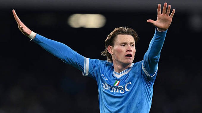 Napoli lên kế hoạch giữ Scott McTomminay