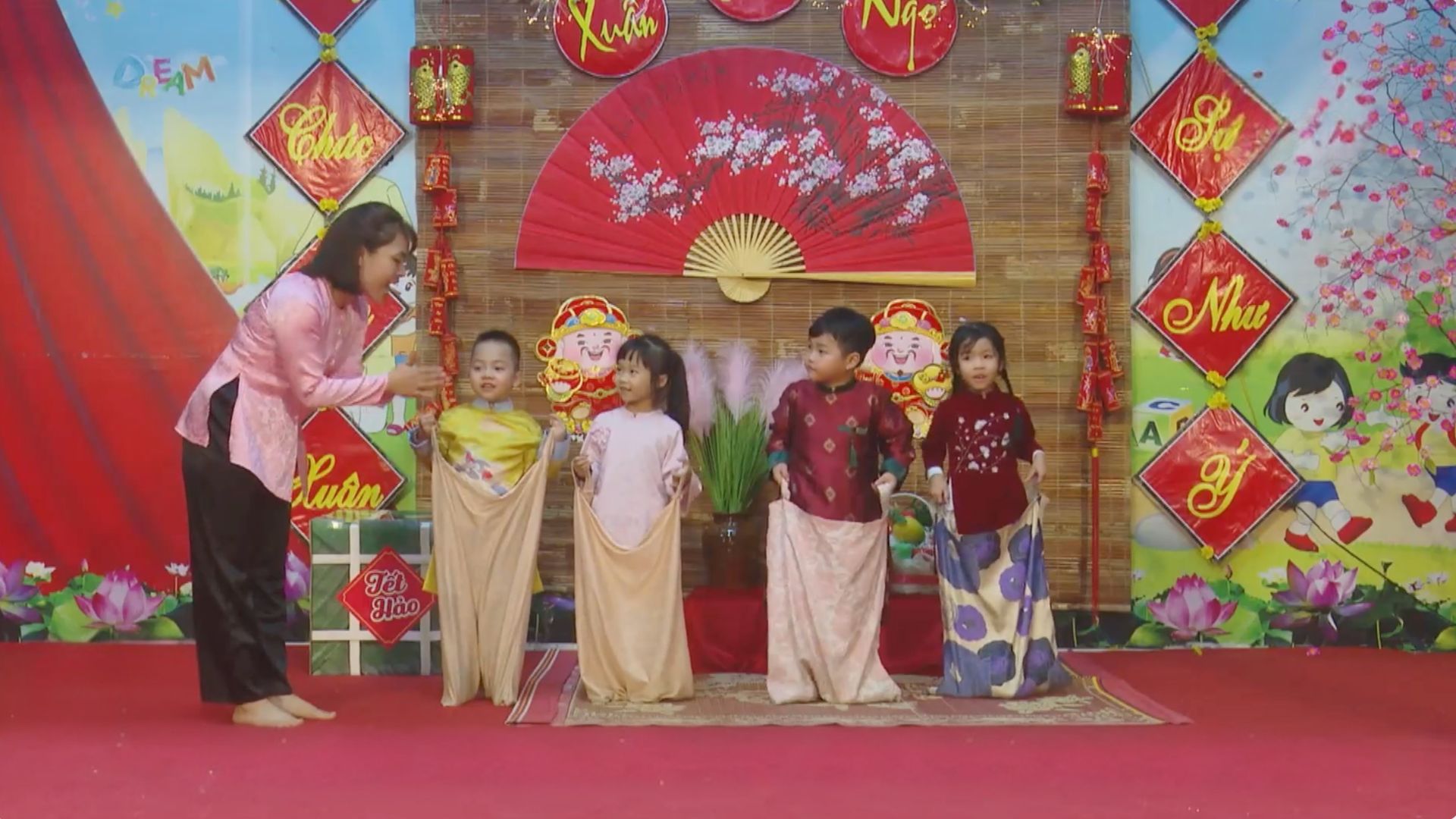 Giúp học sinh thêm yêu Tết Việt