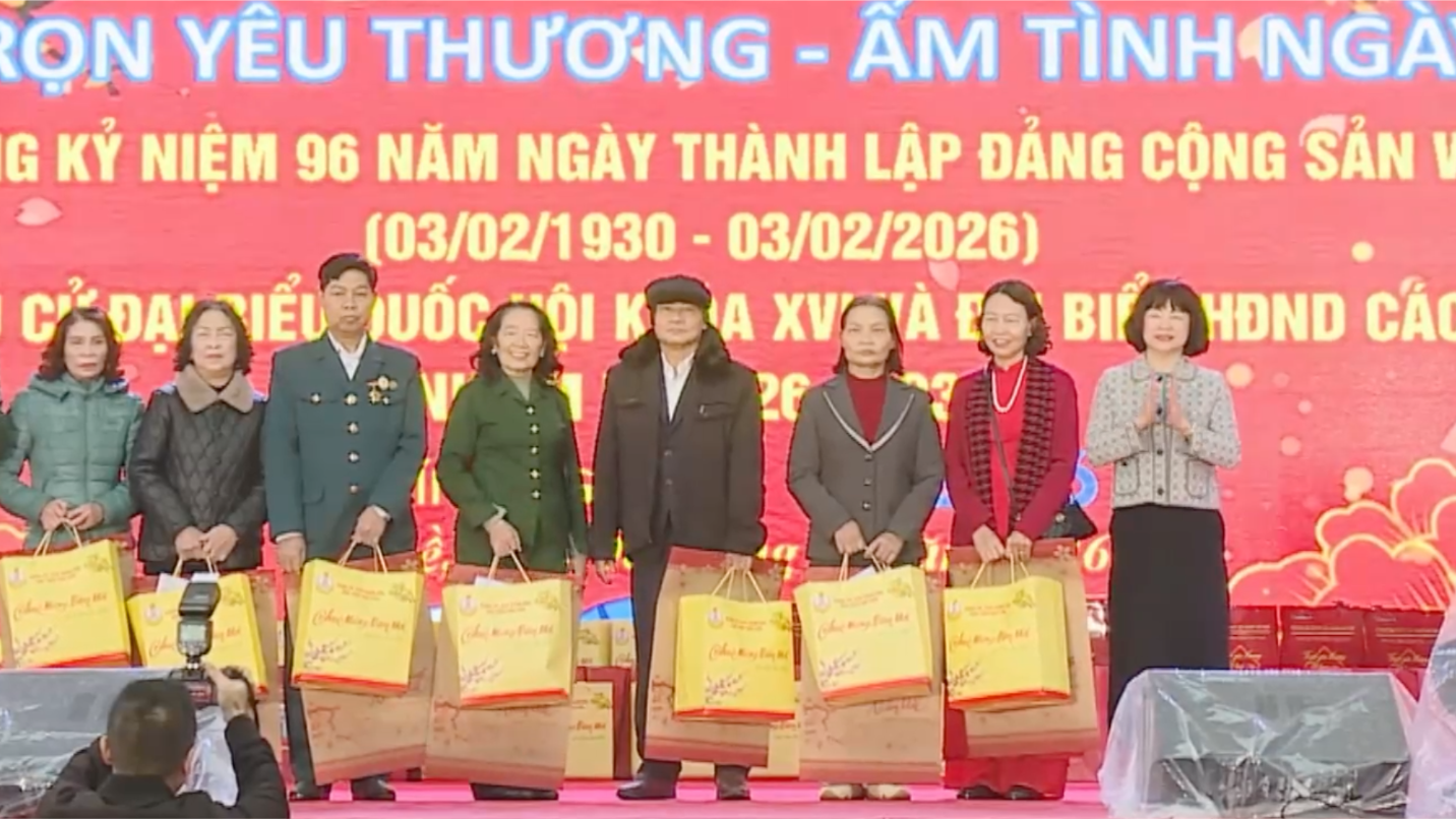 'Gói trọn yêu thương - Ấm tình ngày Tết” ở Bồ Đề