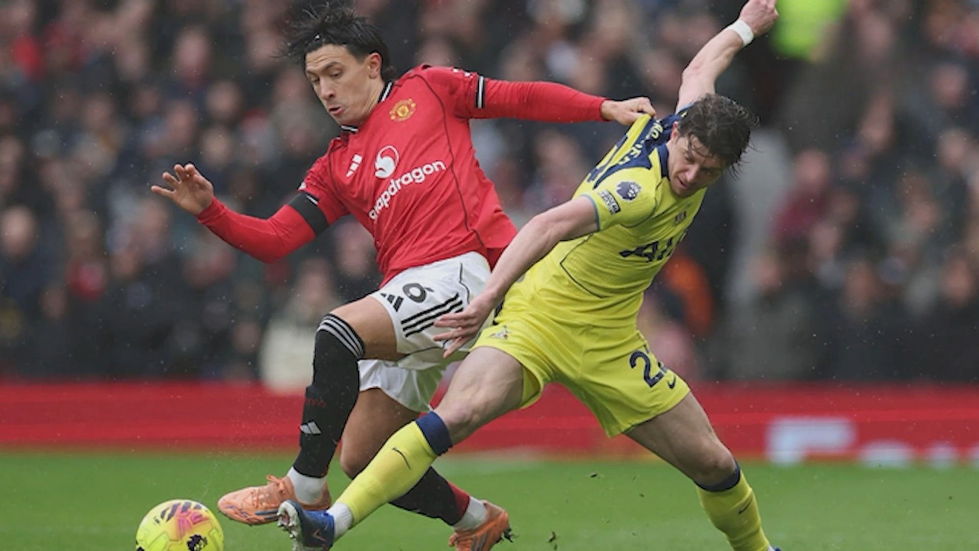 Diễn biến vòng 25 giải Ngoại hạng Anh