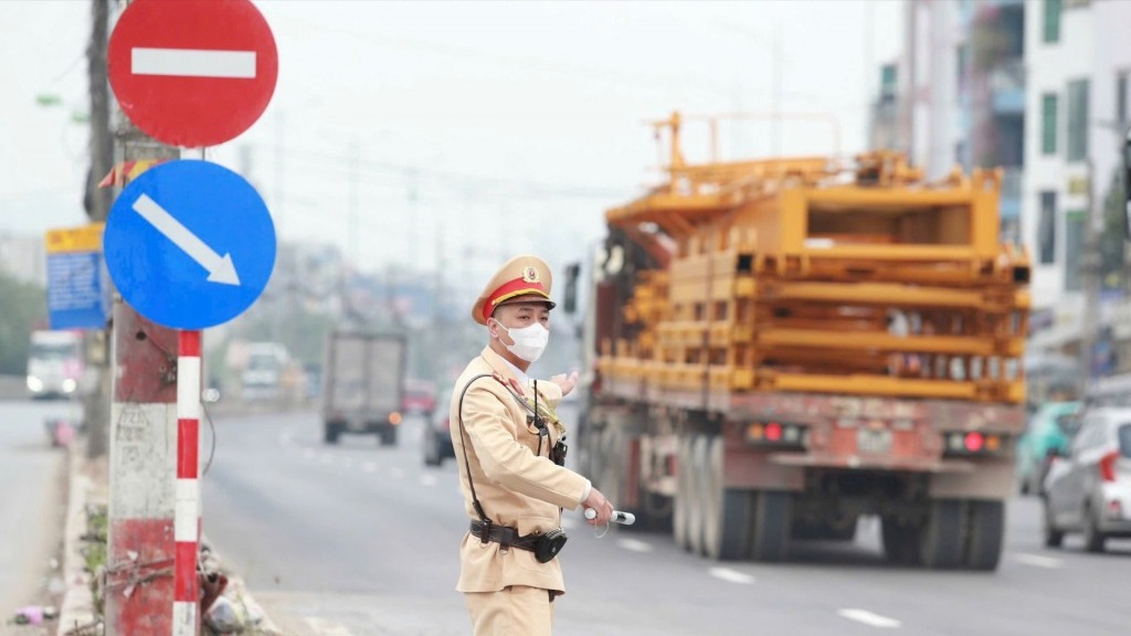 Hà Nội từng bước tháo gỡ những 'điểm nghẽn' giao thông