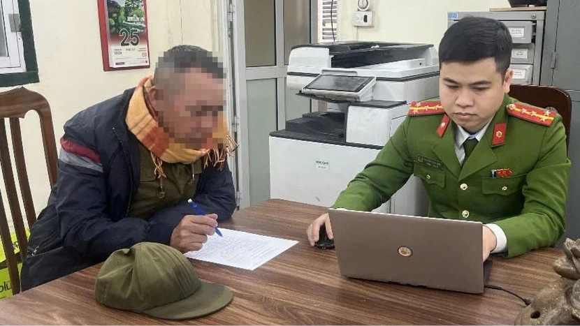 Cẩn trọng với lái xe ôm, taxi dù 'chặt chém'