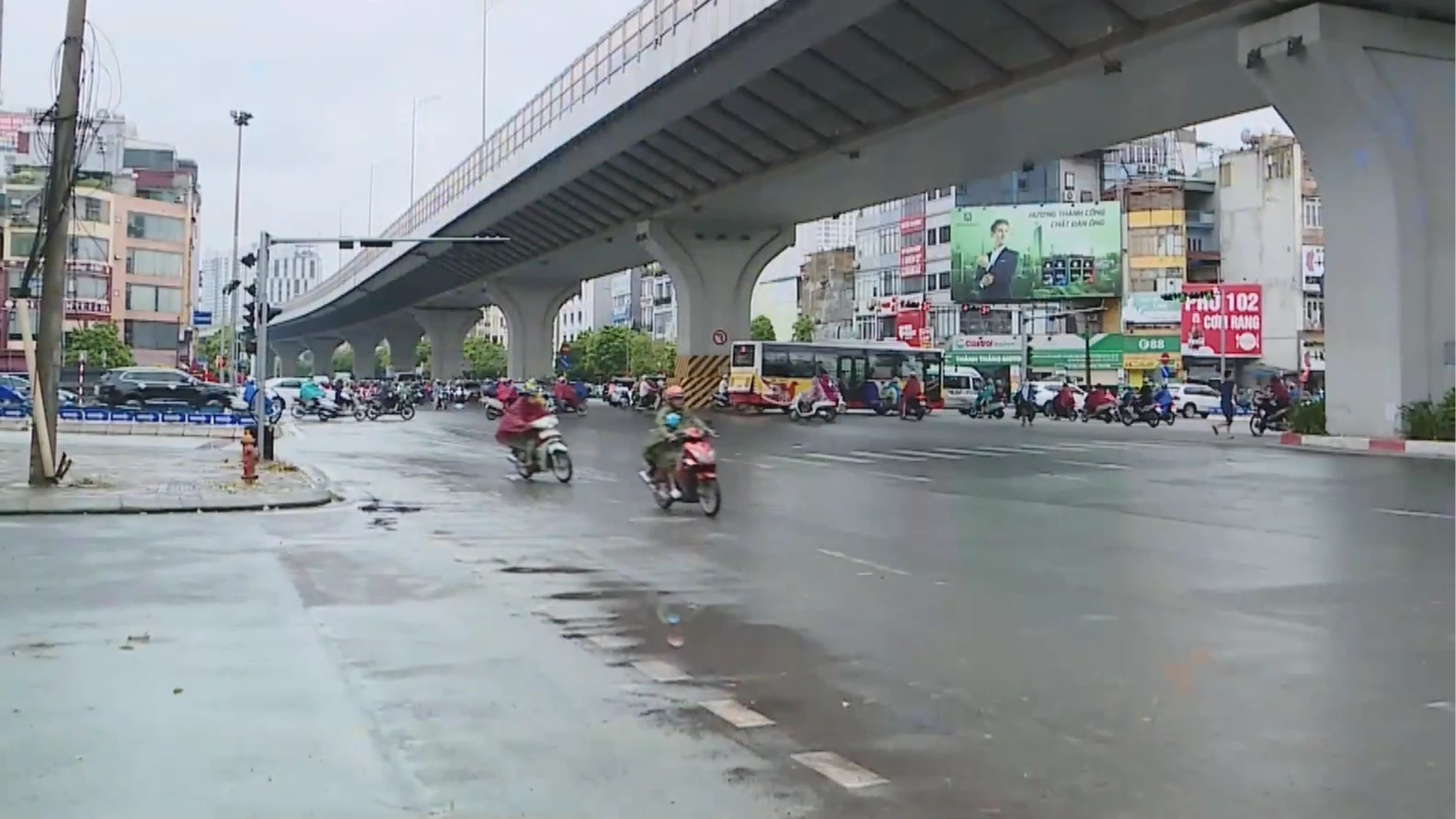 Thời tiết 10/3: Hà Nội mưa rải rác trong ngày