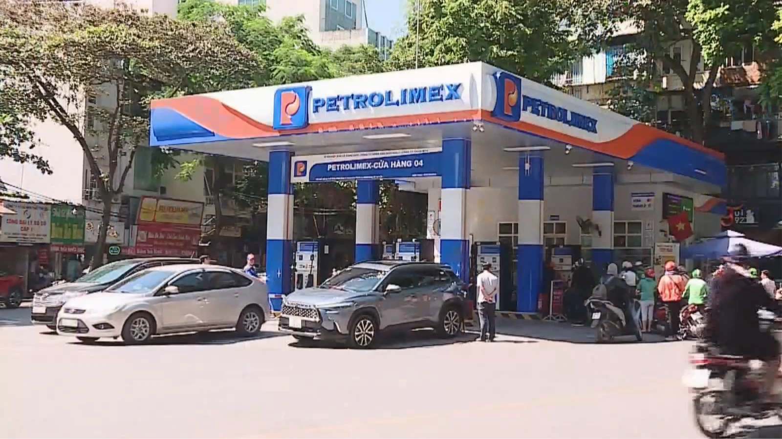 Đề xuất cơ chế trích Quỹ bình ổn khi giá xăng dầu tăng 20%