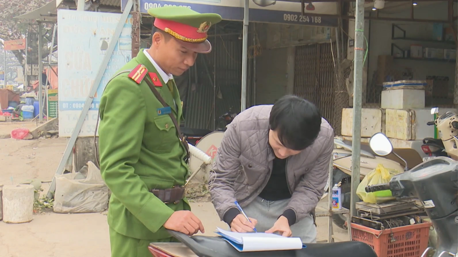 Duy trì bảo đảm ATGT hướng về ngày bầu cử