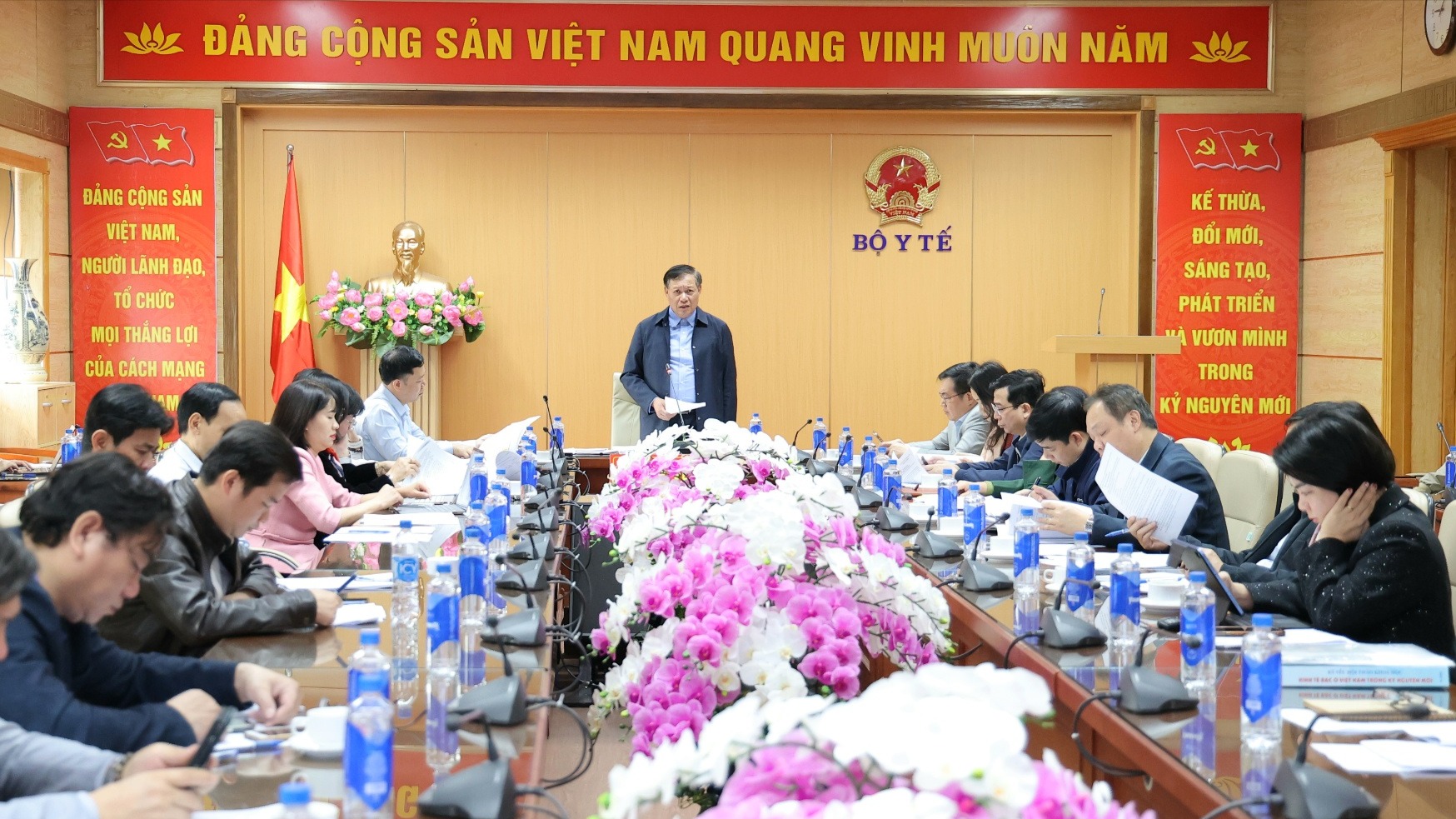 Bộ Y tế quán triệt, phổ biến Luật Dân số mới