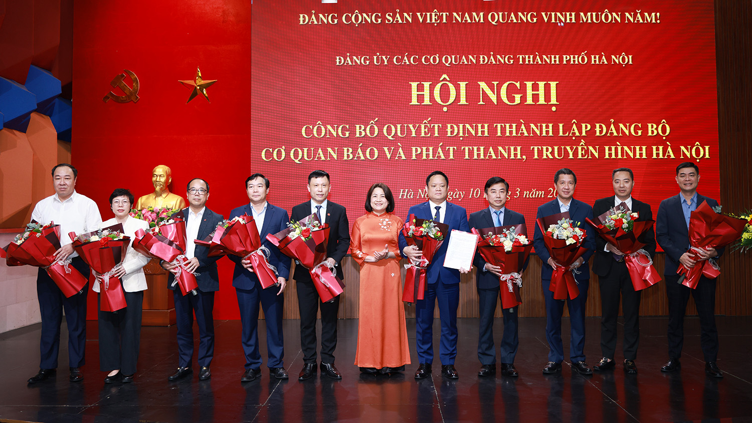 Xây dựng Đảng bộ Cơ quan Báo và Phát thanh, Truyền hình Hà Nội trong sạch vững mạnh, kỷ cương, gương mẫu